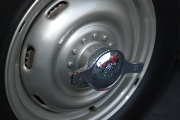 Mercedes Benz 300SL gullwing, reflection series, cars & coffee,Irvine_2011 Mercedes Benz 300SL gullwing, reflection series, cars & coffee,Irvine_2011