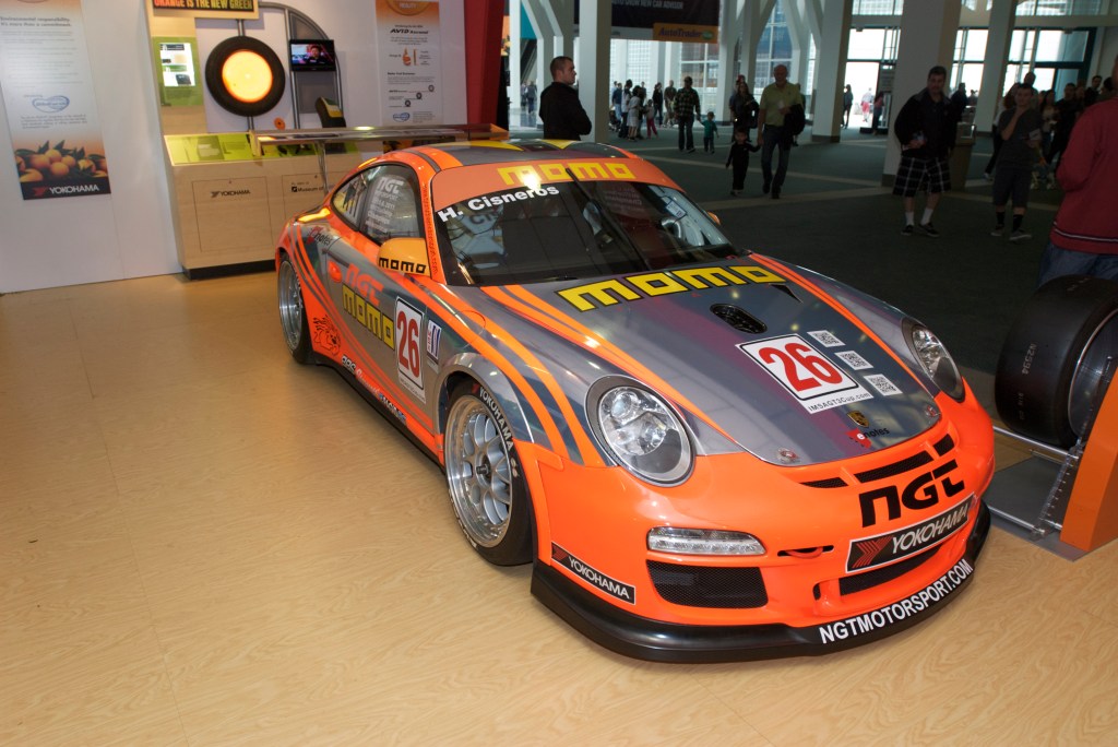 Porsche GT3 Cup car_Yokohama Tire exhibit_L.A. Auto Show 2011