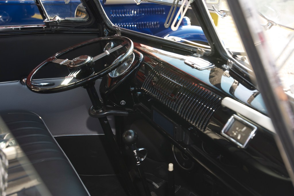 VW Type 2 transporter_Interior_ Meguiar's display_The SEMA Show 2011_11/4/11