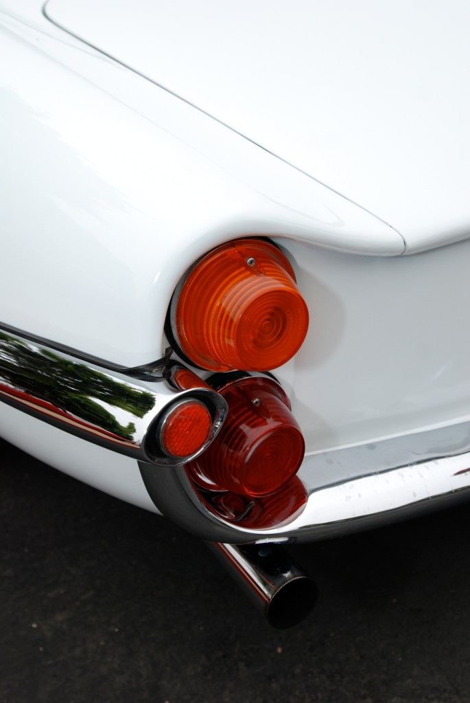 Alfa Romeo Giulietta Sprint Speciale _tail lights_Cars&Coffee/Irvine_2011