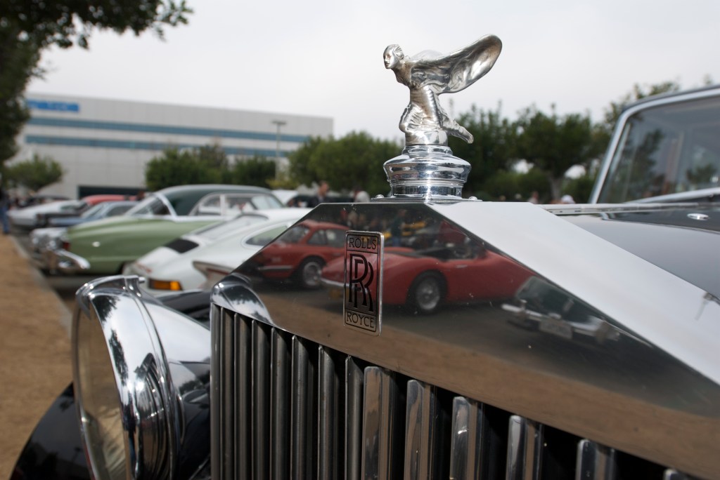 Black Rolls Royce_radiator cap emblem w/ Healey reflections_Cars&Coffee/Irvine_1/7/12