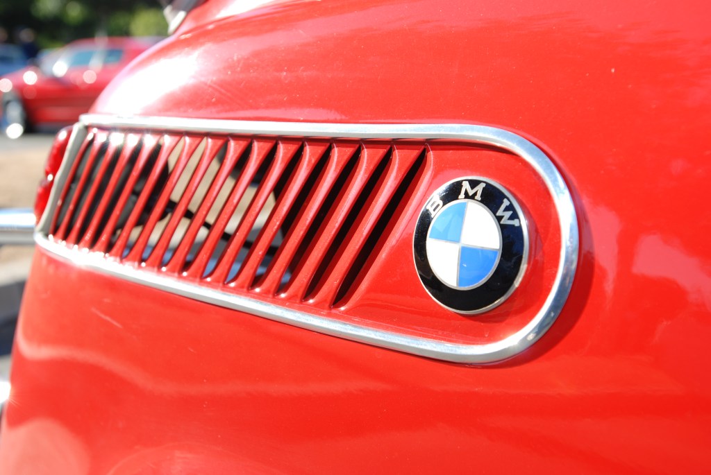 Red & white BMW Isetta 600_ side air intake with logo_Cars&Coffee/Irvine_1/28/12