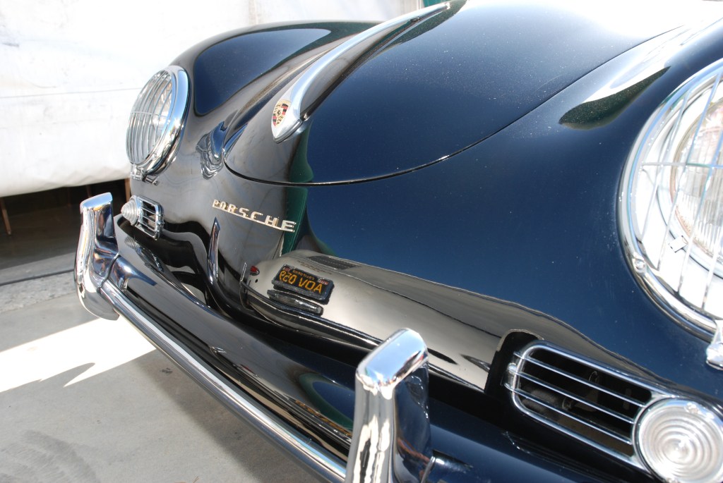 Black Porsche Speedster_hood reflection_all Porsche swap & car display_3/4/12