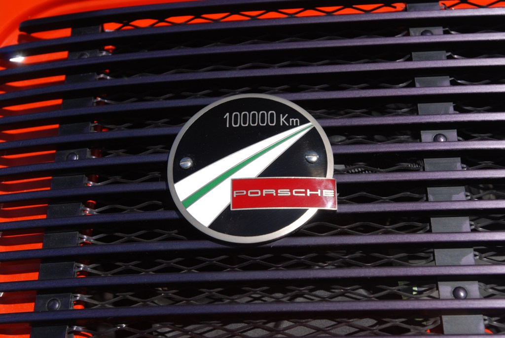 Orange 1972 Porsche 911T_rear grill detail_RGruppe Solvang Treffen _May 5, 2012