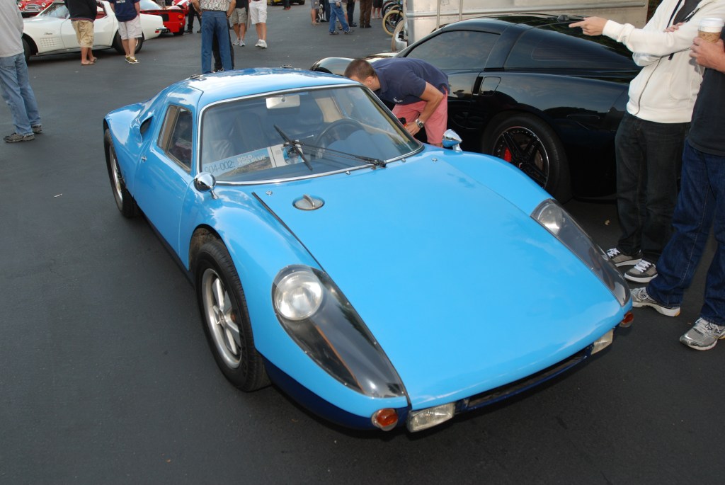 Blue 1964 Porsche 904 Carrera GTS_3/4 front view_Cars&Coffee_September 29, 2012