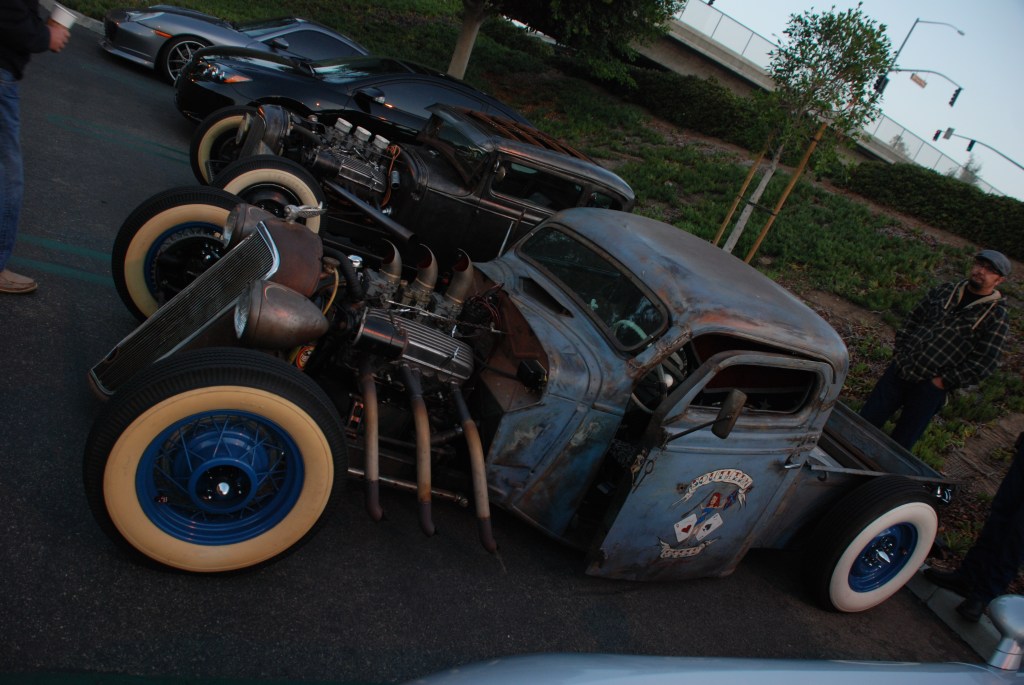 A pair of custom 1930s vintage hot rods_Cars&Coffee_November 3, 2012