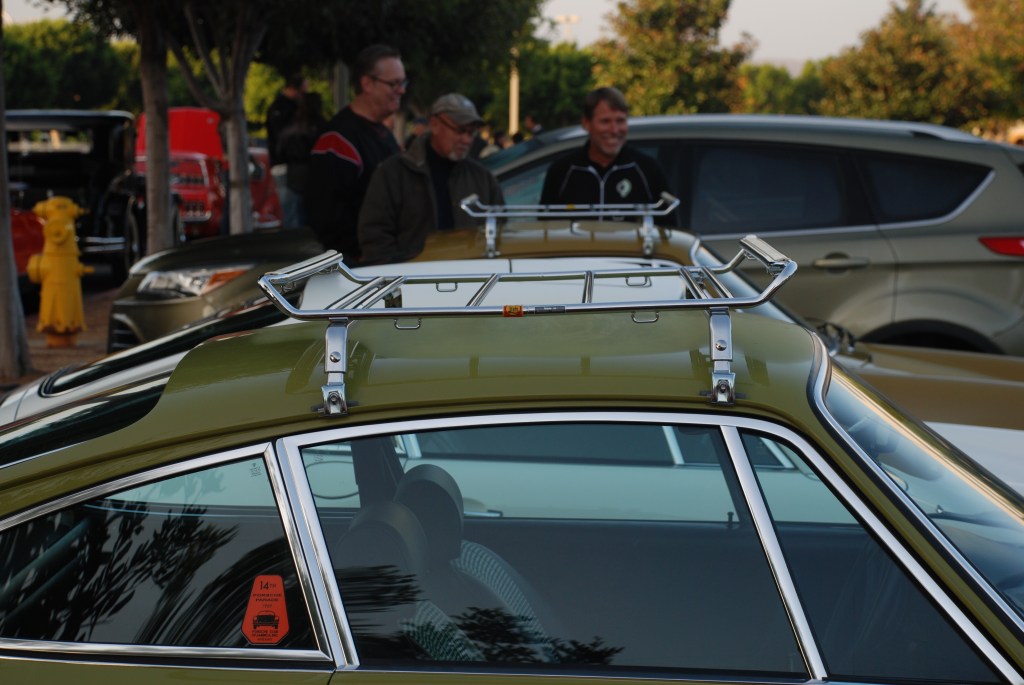 1970s model Porsche 911s with classic roof racks_Cars&Coffee_November 3, 2012