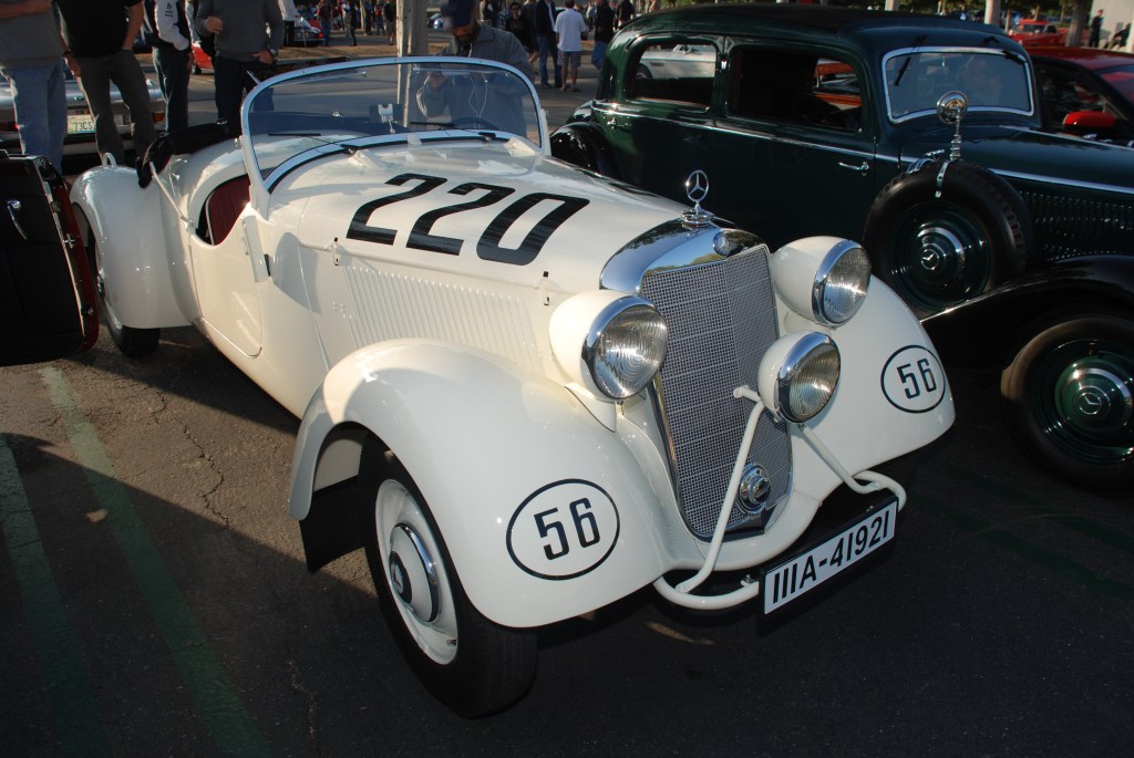 Ivory colored, 1930s vintage Mercedes Benz roadster_Cars&Coffee_November 3, 2012