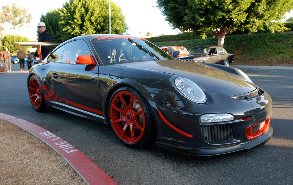 2011 Gray Porsche 911GT3 RS_3/4 front view_Cars&Coffee_November 10, 2012