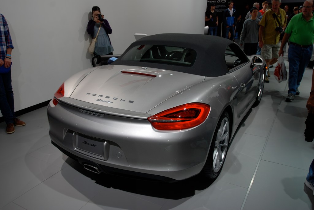 Platinum silver metallic 2013 Porsche Boxster_3/4 rear view_LA Auto Show_December 1, 2012 DSC_0058
