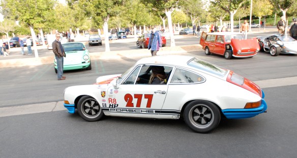 Magnus Walker 1971 Porsche 911 race car_side view_Cars&Coffee/Irvine_December 29, 2012_DSC_0656
