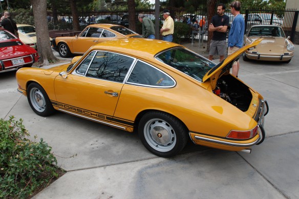 Signal Yellow 1969 Porsche 912 w/ side stripes  _side view _Phoenix club all Porsche Swap & Display_3/03/13