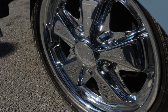 1958 Dove Blue single cab_polished alloy wheel detail_OCTO 2013 Winter show_February 23, 2013