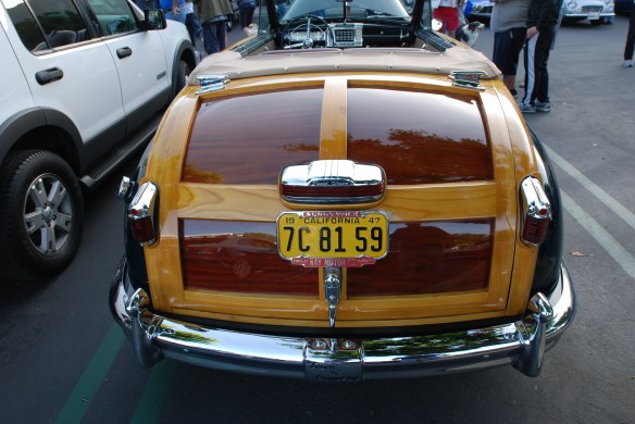 Green vintage Chrysler Town & Country "woody" convertible_wood trimmed rear trunk_Cars&Coffee/Irvine_April 20, 2013