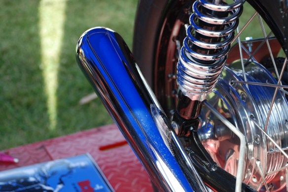 Kott Motorcycles display bike_exhaust pipe reflections_Boys Republic / Steve McQueen car&motorcycle show _June 1, 2013