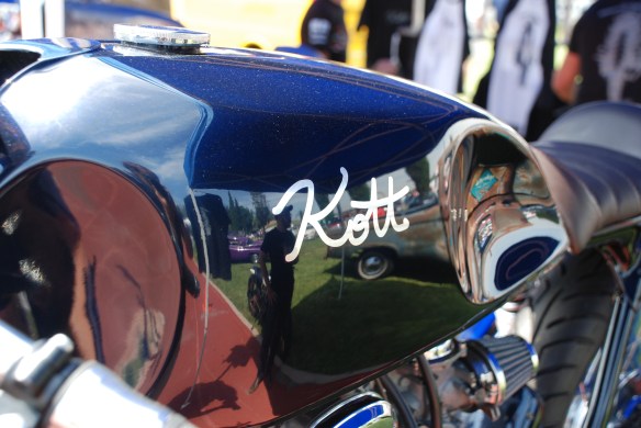 Kott Motorcycles display bike_ gas tank reflections_Boys Republic / Steve McQueen car&motorcycle show _June 1, 2013