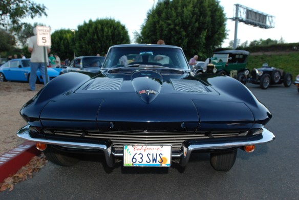 Daytona Blue 1963 Corvette Split window coupe_front view_Cars&Coffee_9/07/13 Daytona Blue 1963 Corvette Split window coupe_front view_Cars&Coffee_9/07/13