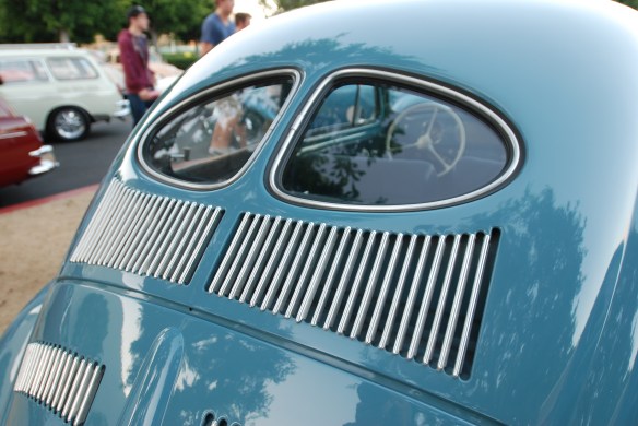 Blue 1951 split window Volkswagen Beetle_ Rear window detail_Cars&Coffee_9/07/13 Blue 1951 split window Volkswagen Beetle_ Rear window detail_Cars&Coffee_9/07/13