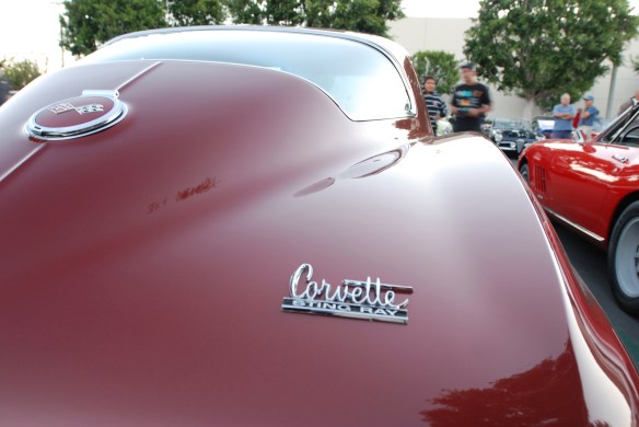 Marlboro Maroon 1967 427 Corvette Sting Ray coupe_rear fender reflections_cars&coffee/irvine_10/05/13
