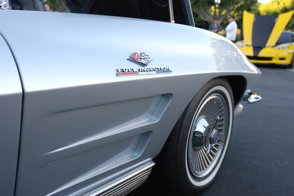 1963 Sebring silver Corvette Sting Ray split window coupe_ front fender with inset details_cars&coffee/irvine_November 2, 2013