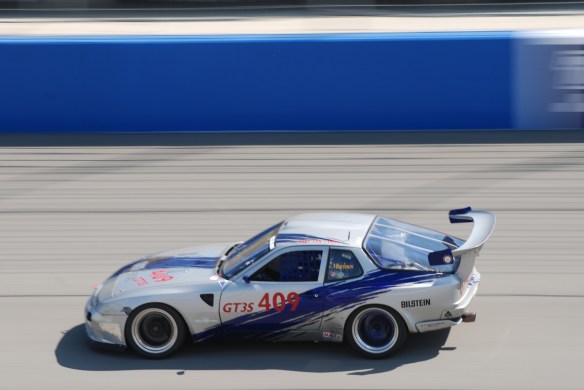 bbi autosport sponsored time trial _Silver with blue graphics Porsche 944 turbo #409 at speed_California Festival of Speed_4/5/14
